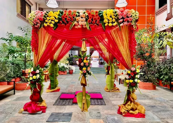 Ananda Pashupati 4*