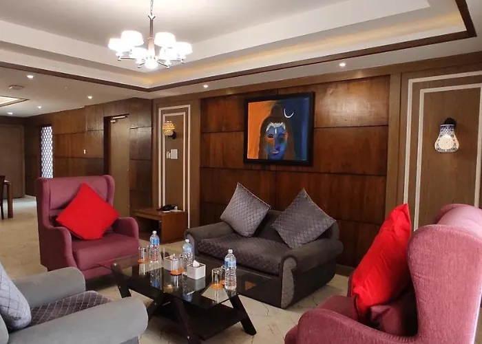 Ananda Pashupati Hotel 4*